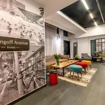 Dizengoff Avenue Boutique Hotel